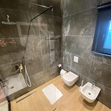 Hotel Ardenica Boutique Lushnjë