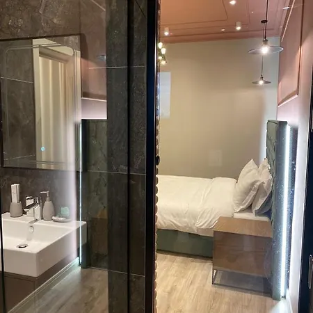 Ardenica Boutique Lushnjë