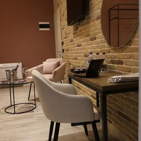 Ardenica Boutique 4* Lushnjë