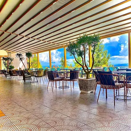 Hotel Ardenica Boutique Lushnjë