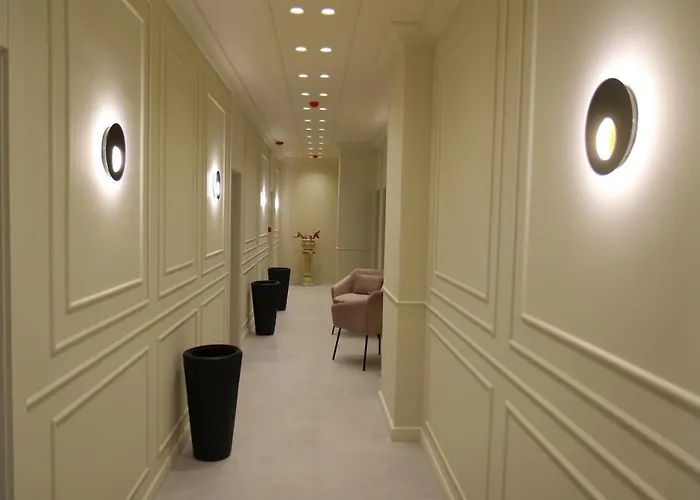 מלון Ardenica Boutique 4*