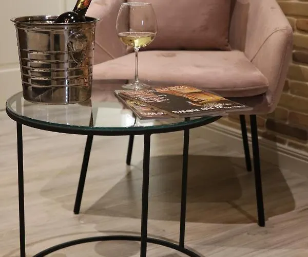 Ardenica Boutique Lushnjë