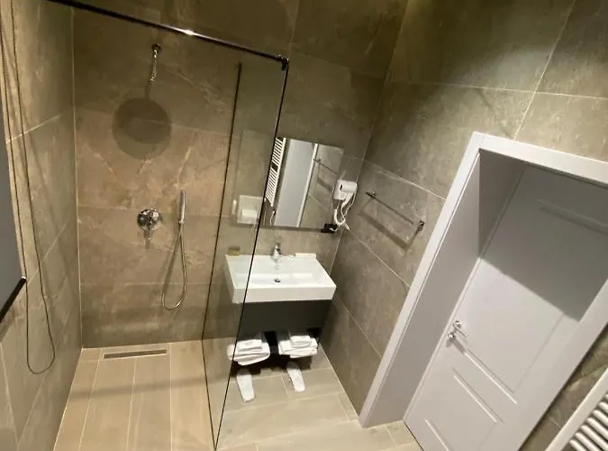 Ardenica Boutique מלון 4*