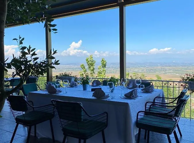 Ardenica Boutique فندق Lushnjë