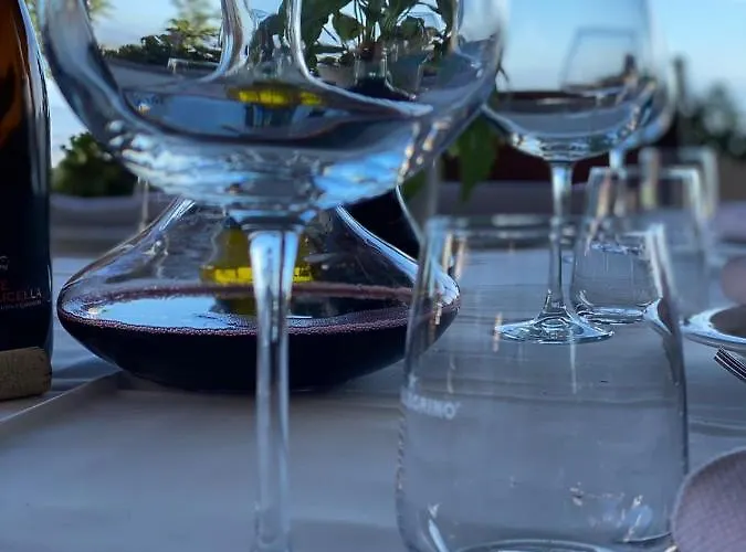 Ardenica Boutique מלון Lushnjë