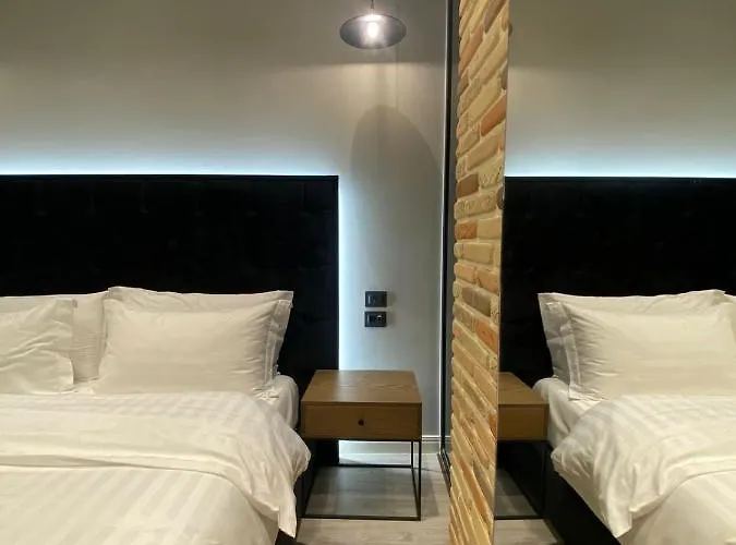 Ardenica Boutique Hotel Lushnjë