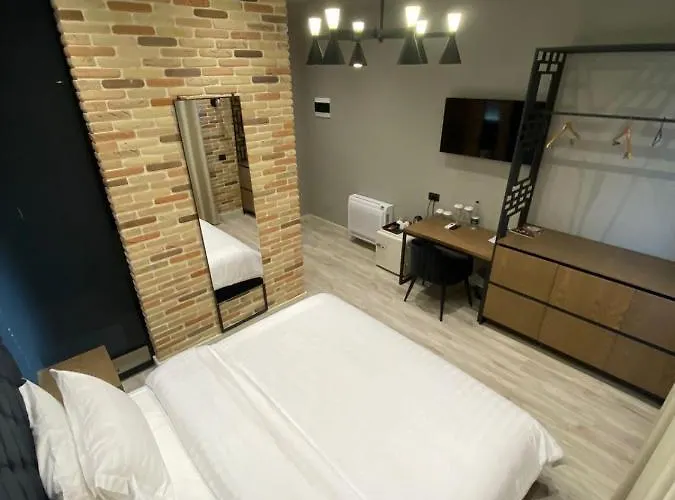 Ardenica Boutique 4* Lushnjë