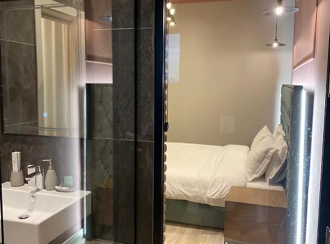 Ardenica Boutique Lushnje