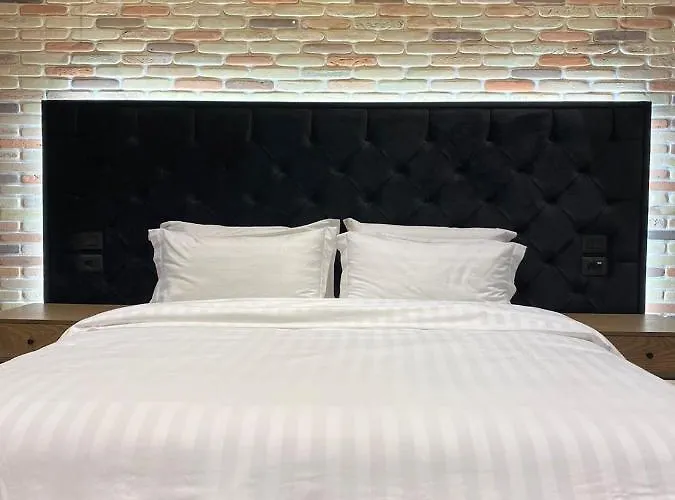 מלון Ardenica Boutique Lushnjë